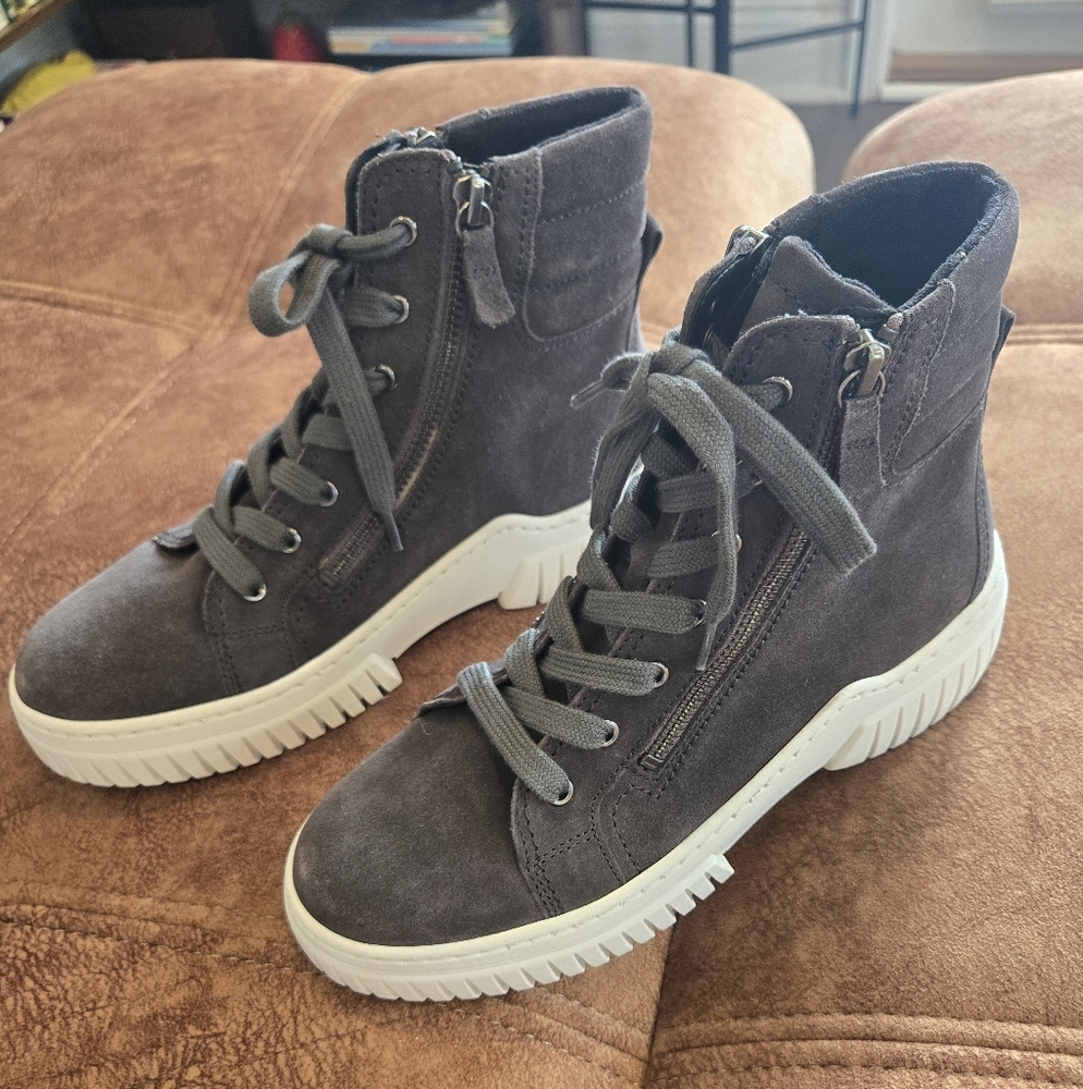 Gabor 761 High Top Womens Sneaker